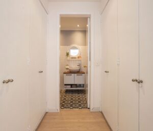 Relooking meuble salle bain : le guide pas-à-pas